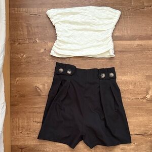 Black Wide-leg Shorts Button Waistband